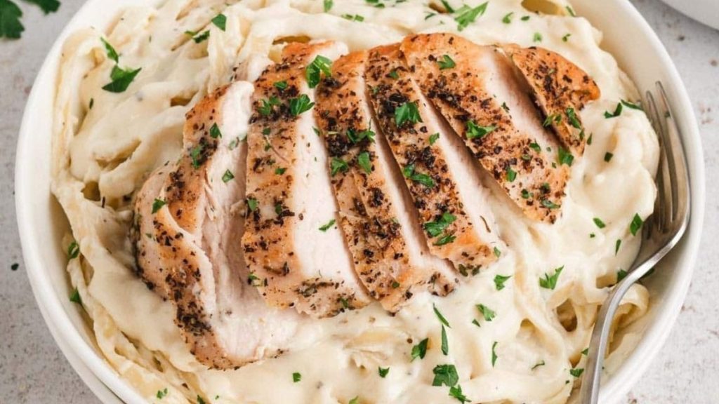 17 Soul-Warming Comfort Foods You Can Effortlessly Make in a Slow Cooker