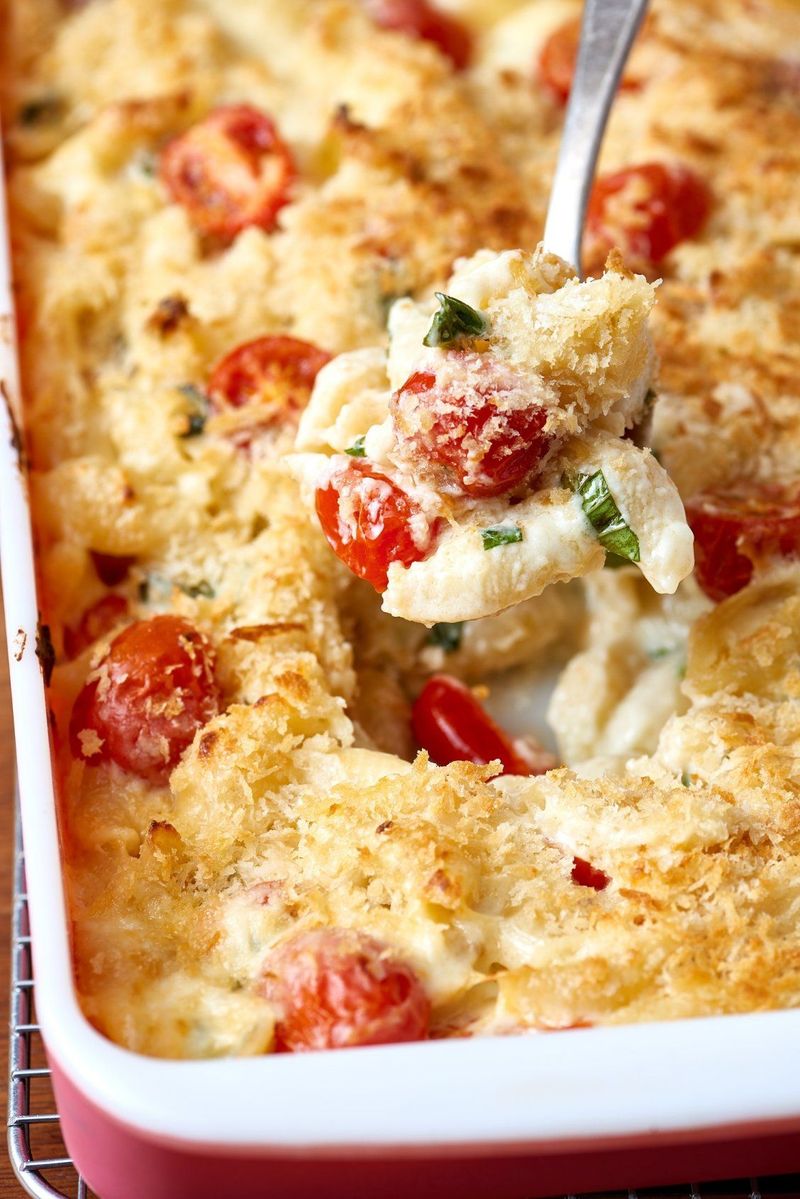Caprese Macaroni and Cheese