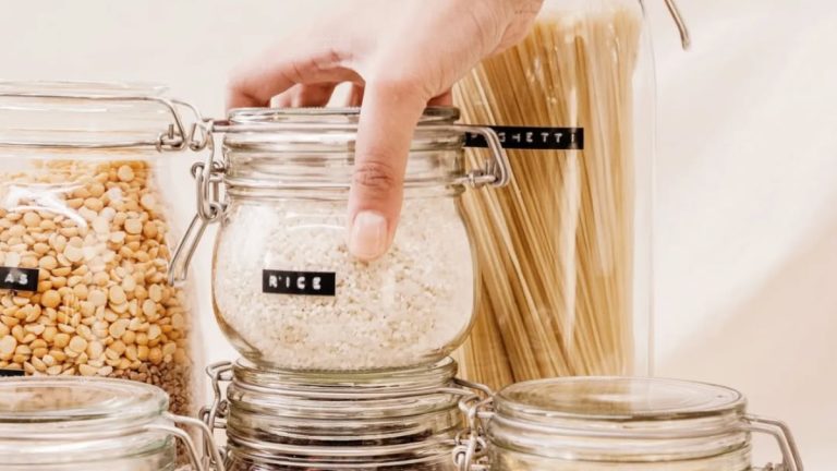 Check These 10 Items and Don’t Let Spoiled Pantry Ruin Your Dinner