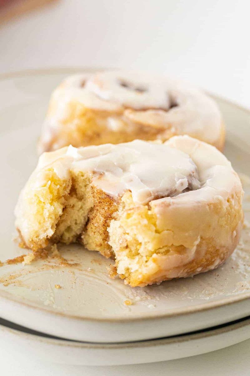 Cinnamon Roll Cake