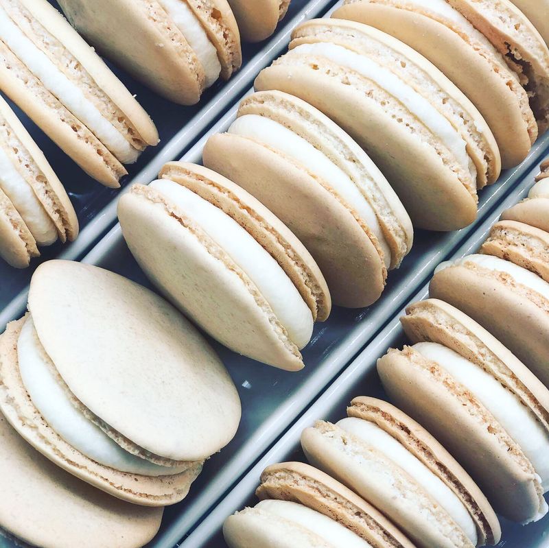 Classic Vanilla Macaroon