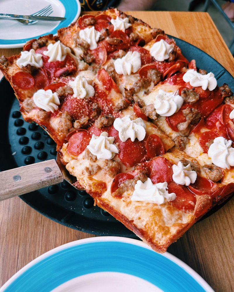 Colorado: Blue Pan Pizza