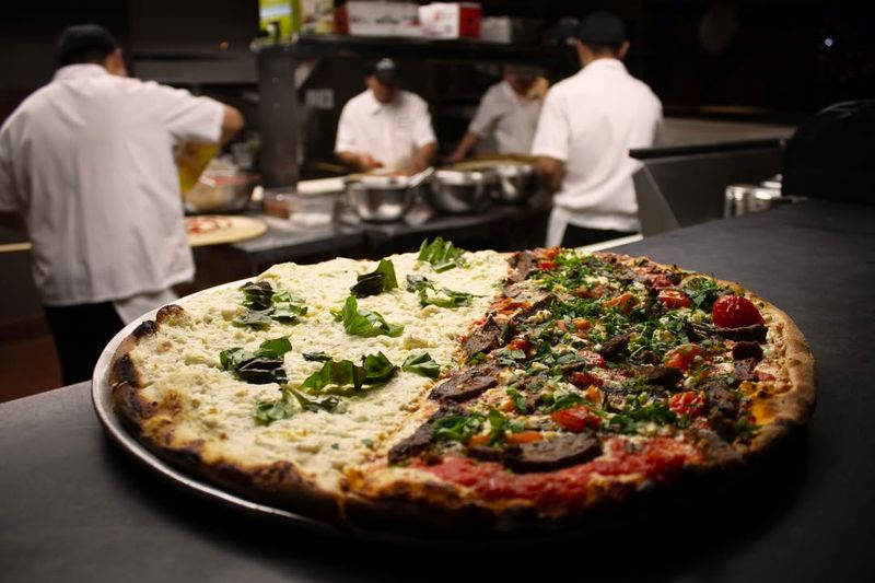 Minnesota: Black Sheep Pizza