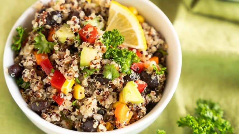 Save Money and Stay Healthy with These 15 Superfood Dinner Ideas