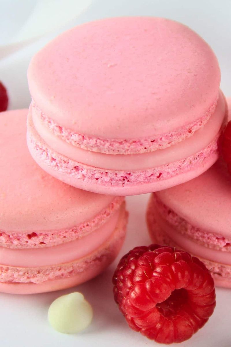 White Chocolate Raspberry Macaroon