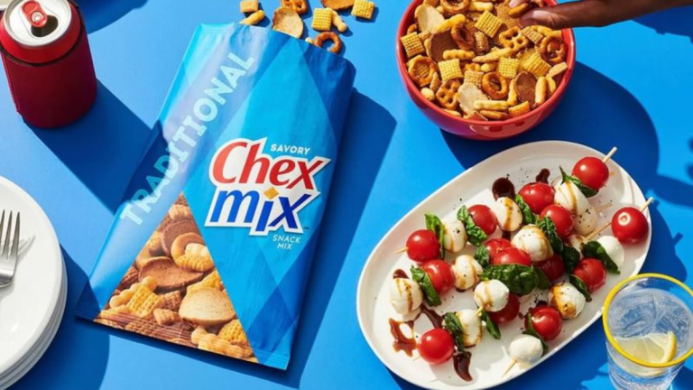 14 Chex Mix Flavors, Ranked from “Why Does This Exist?” to Absolute Perfection