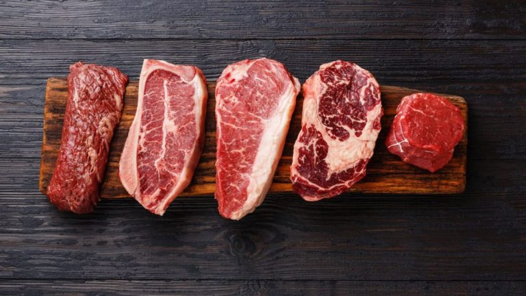 15 Foods to Nibble and 15 to Gobble for a Healthier Heart