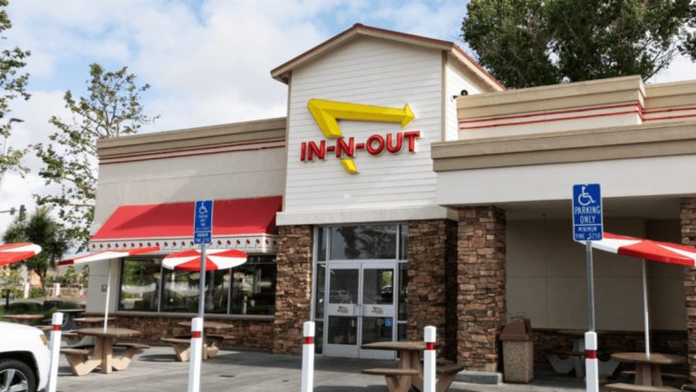 20 Juicy Secrets About In-N-Out Burger You Never Knew