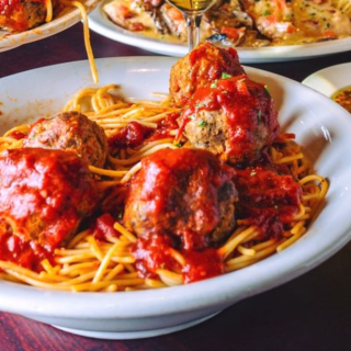 Craving Comfort Food These 15 Restaurant Chains Have the Best Spaghetti & Meatballs