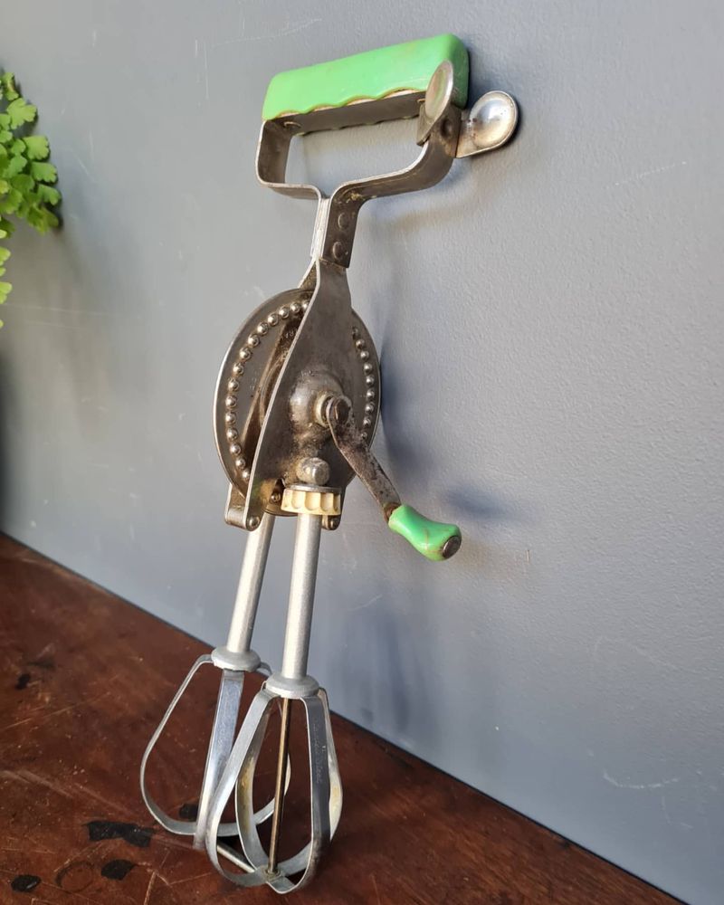 Hand-Crank Egg Beaters