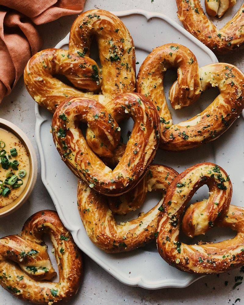 Pretzel Hearts