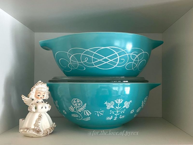 Pyrex Bowls and Bakeware