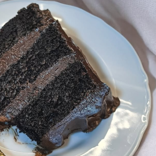 The Absolute Best Homemade Chocolate Cake Recipe for Rich, Moist, and Decadent Flavor