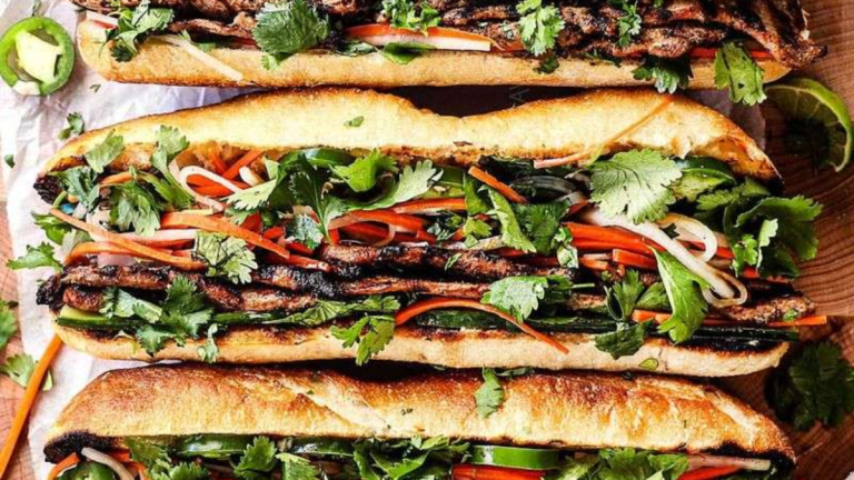 The Ultimate Ranking of Global Street Foods – The Best Dishes to Eat Like a Local