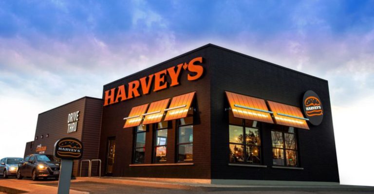 11 Canadian Fast Food Chains We Wish Were in Every Country