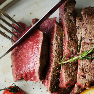 15 Steak-Ordering Mistakes That Make You Look Like an Amateur