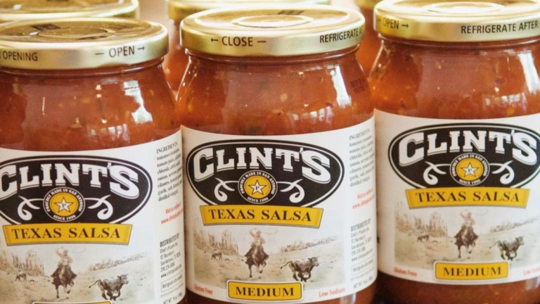 16 Bottled Salsas That Taste Like Abuela Made Them Herself