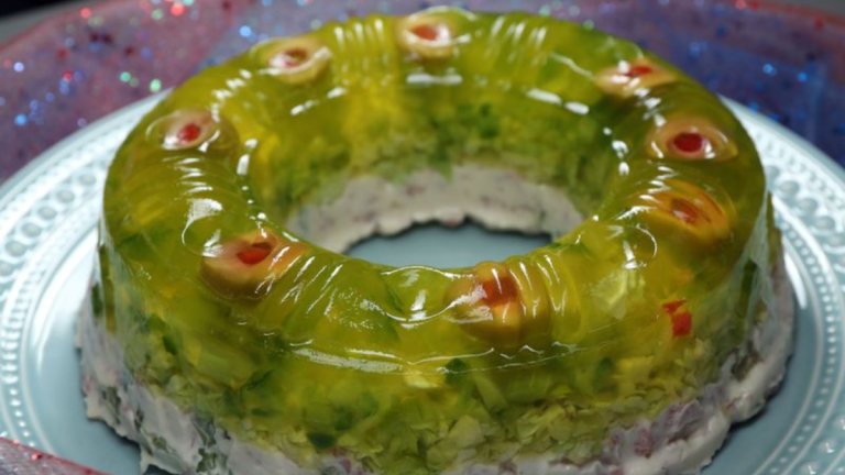 20 Questionable Retro Foods That Will Make You Glad You Didn’t Grow Up in Mid-Century America