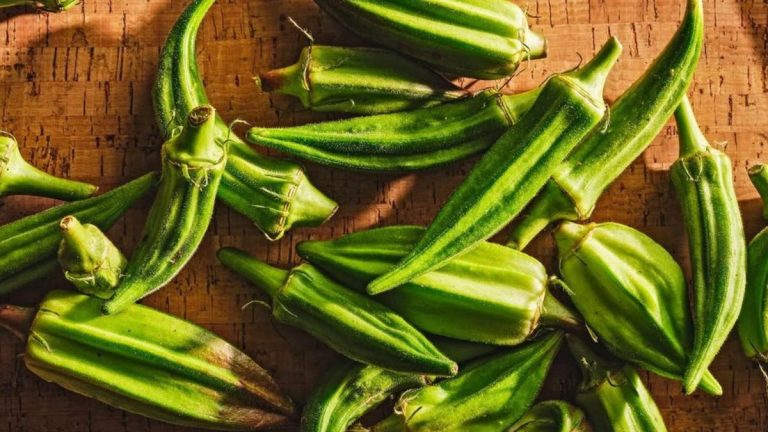 30 Delicious and Nutrient-Rich Foods That Help Lower Your Bad Cholesterol