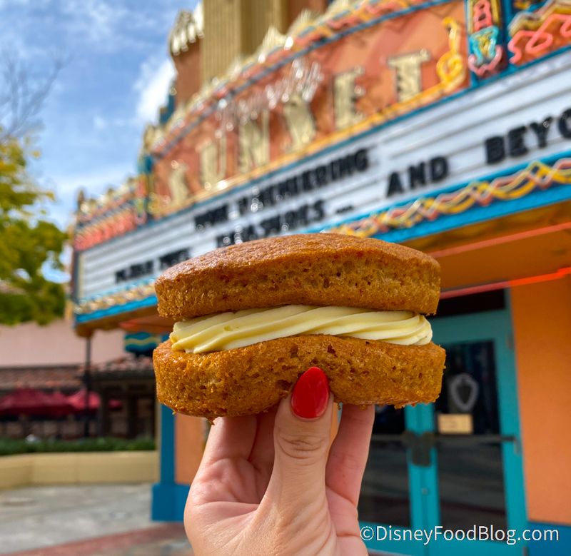 Carrot Cake Cookie – Disney’s Hollywood Studios (USA)