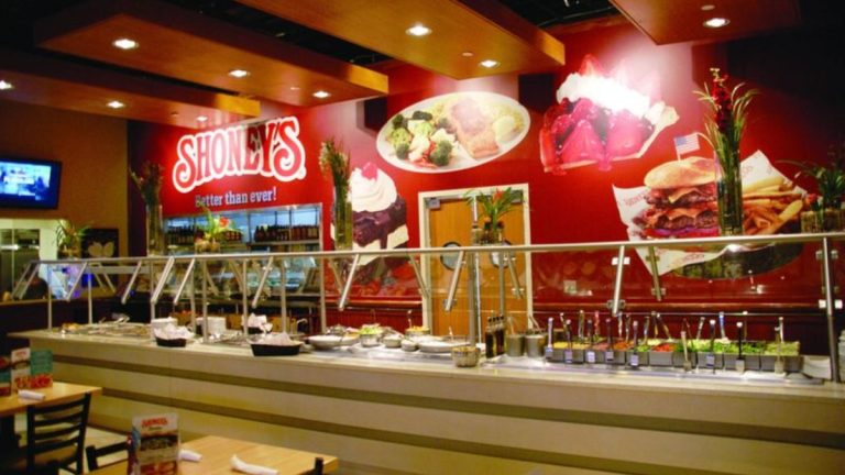 6 Overrated Buffet Chains to Skip—And 6 Surprisingly Delicious Alternatives to Try