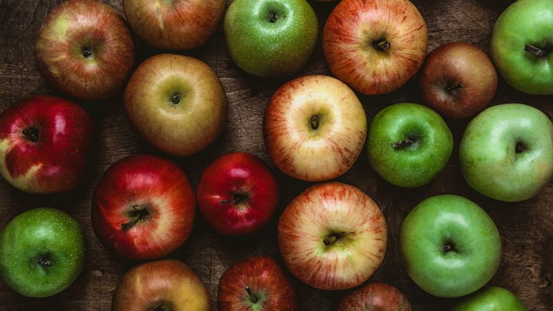 Apples