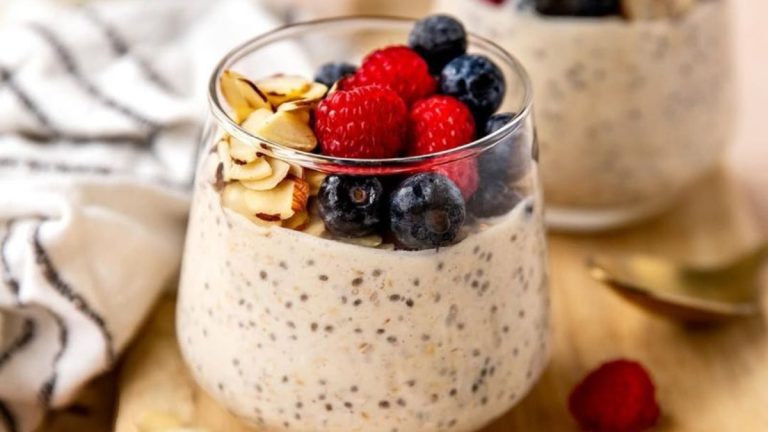Irresistibly Fiber-Rich: 20 Snacks That Deliver Taste & Health