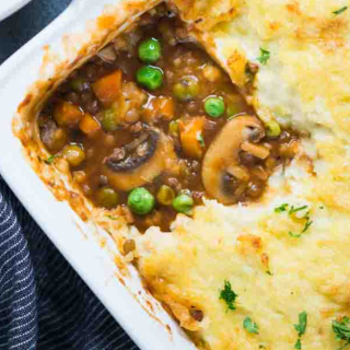 Lentil and Vegetable Shepherd’s Pie: The Perfect 8x8 Pan Meal