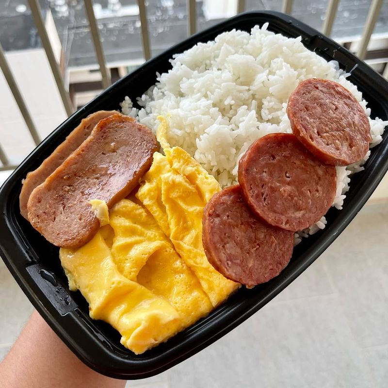Local Deluxe Breakfast Platter, Hawaii