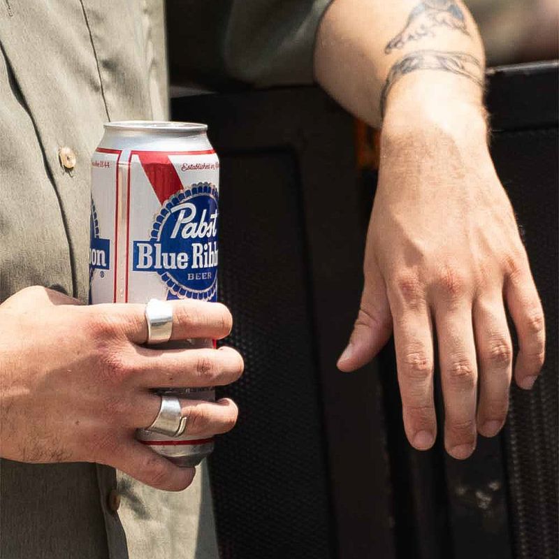 Pabst Blue Ribbon (1844, USA)