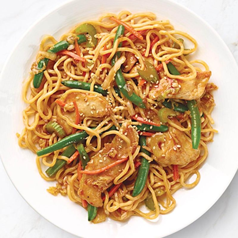 Sesame Chicken With Vegetable Lo Mein