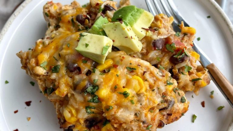 Southwest Chicken and Rice Casserole That’s Big on Flavor and Comfort