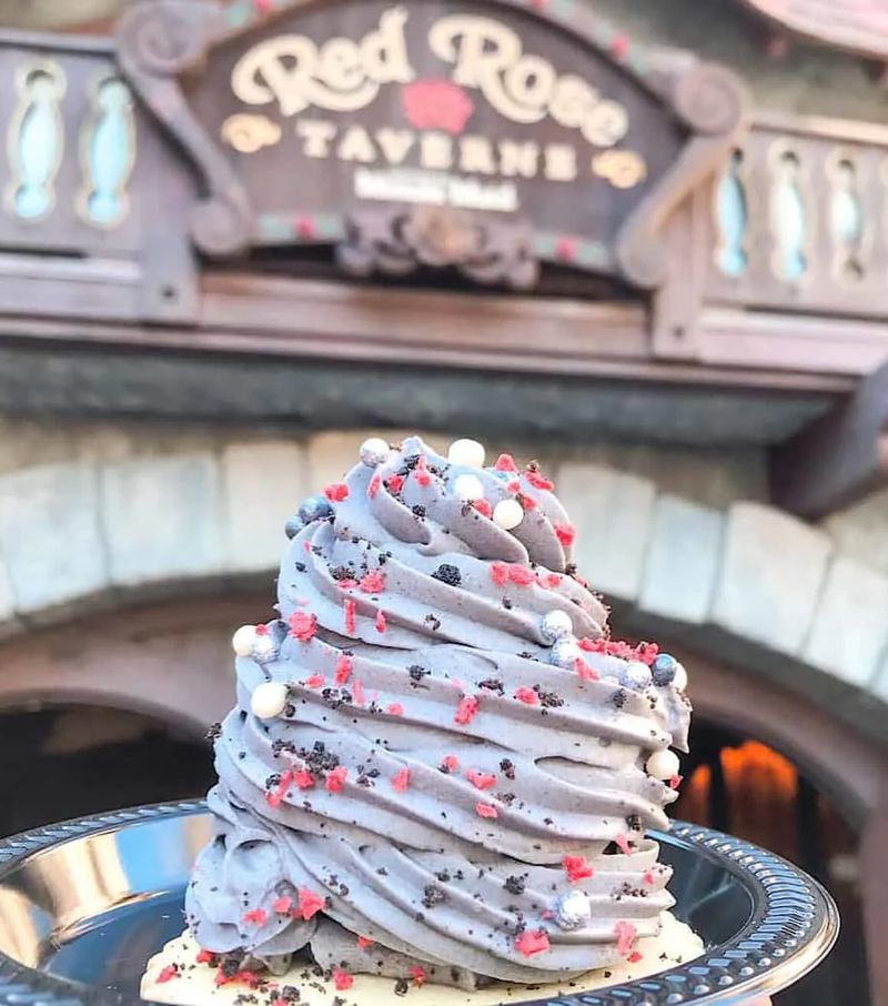 “Grey Stuff” Dessert – Magic Kingdom (USA)