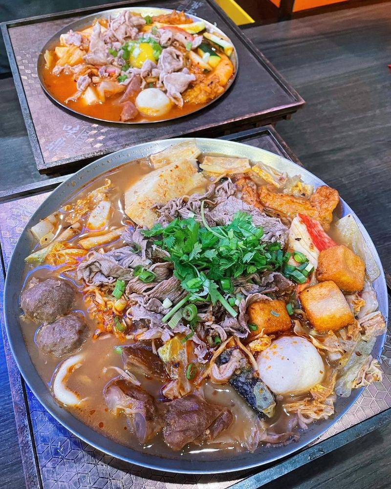 Taiwanese Hot Pot