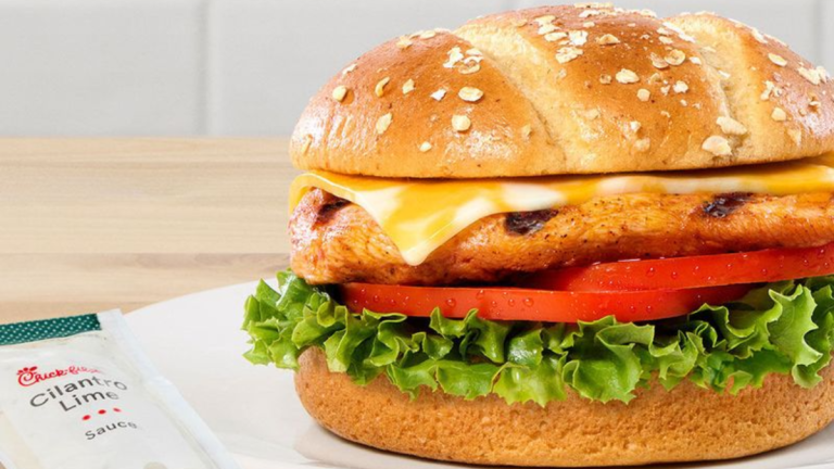 We Taste-Tested Grilled Chicken Sandwiches from 12 Chains—This One Was the Clear Winner