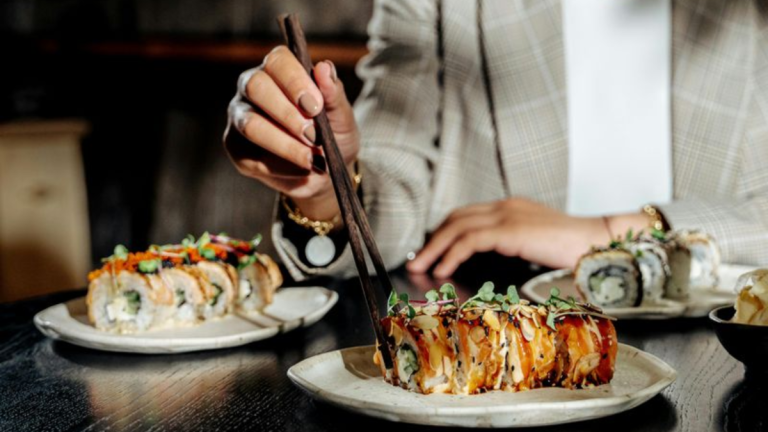 What Not to Do When Eating in Other Countries (If You Don’t Want to Offend Locals)