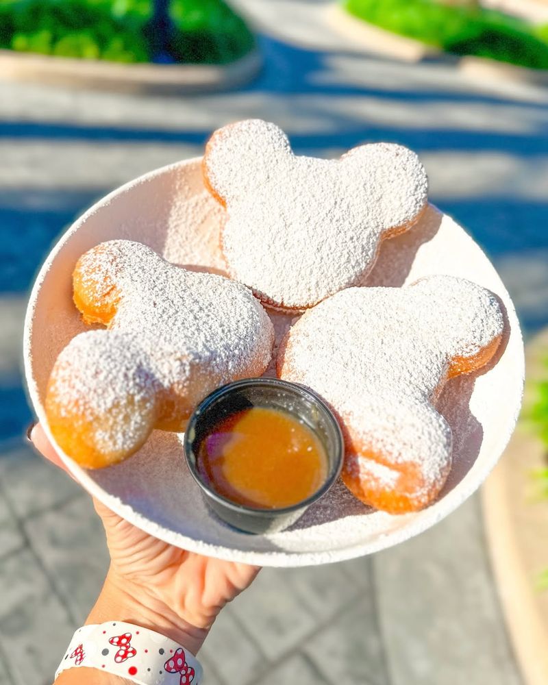 Mickey Beignets – Disneyland Park (USA)