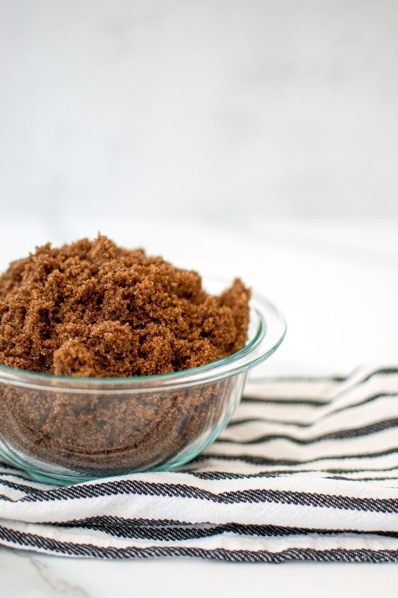 40 Budget-Friendly Kitchen Hacks That Make Cheap Ingredients Taste Gourmet