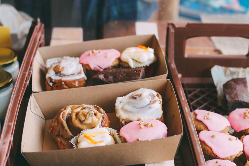 Pro: Baked Goods (e.g., Bagels, Muffins)