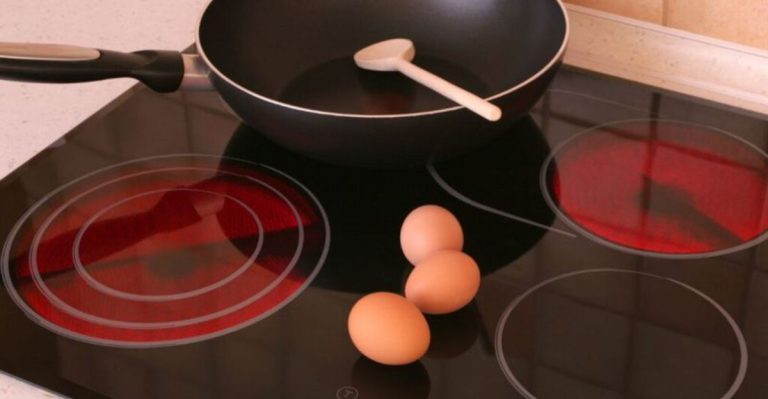 10 Common Mistakes Most People Overlook When Cooking on an Electric Stove
