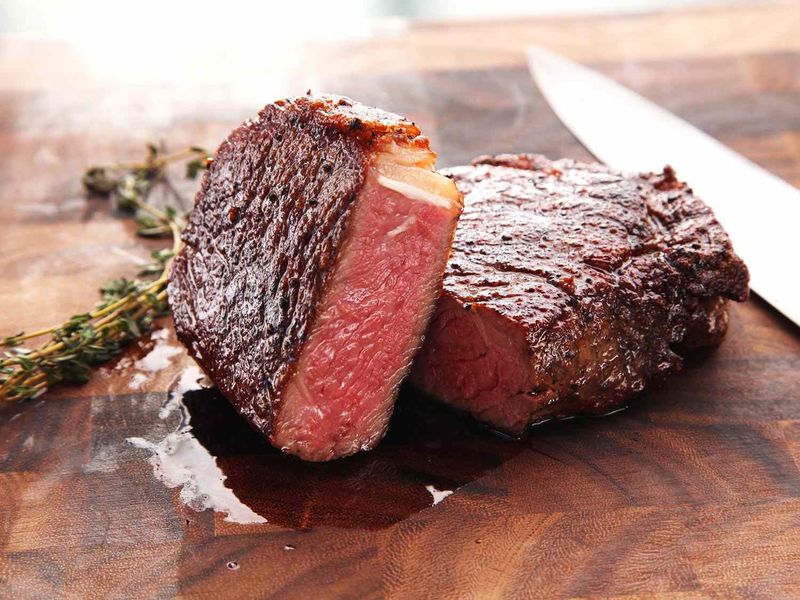 Searing Meat Locks in Juices