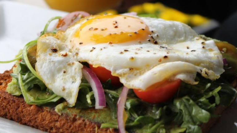 12 Common Foods to Avoid For A Gluten-Free Diet & 12 Foods That Are Safe To Eat