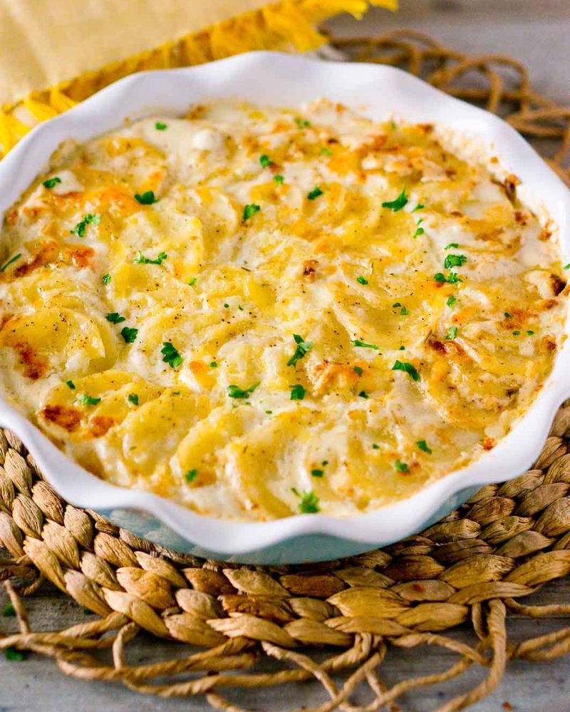 Cheesy Scalloped Potatoes