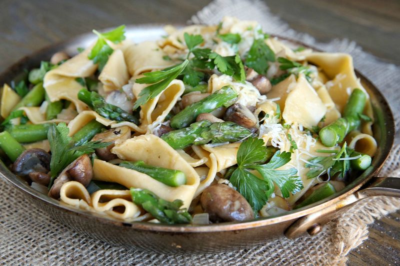 Asparagus and Mushroom Tagliatelle