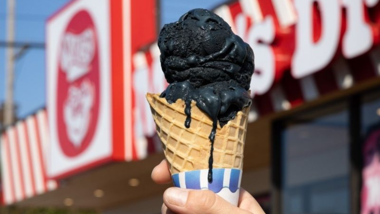 6 Ice Cream Flavors That Americans Hate & 6 They Absolutely Adore