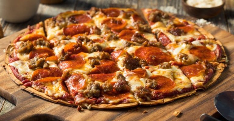 8 Pizza Styles That Used to Be Fan Favorites — But Are Rare Today
