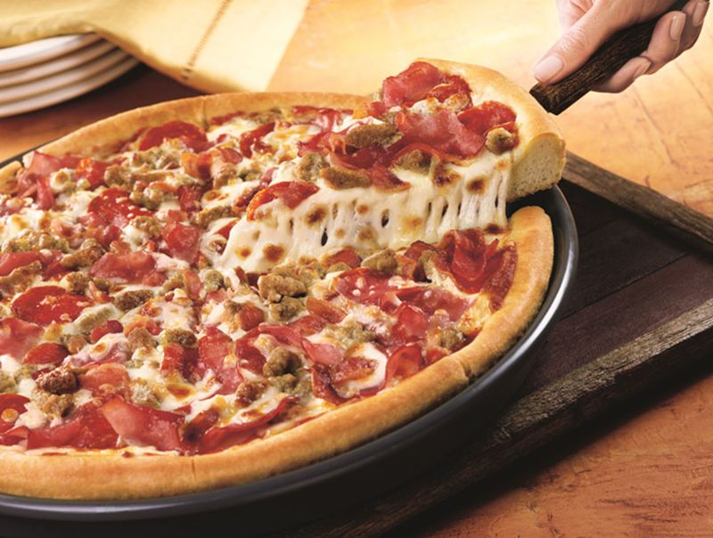 The Grand Pan Pizza