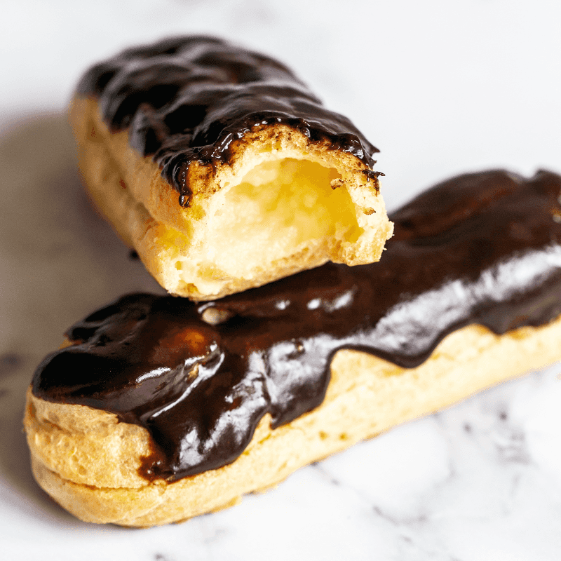 Bake: Chocolate Eclair
