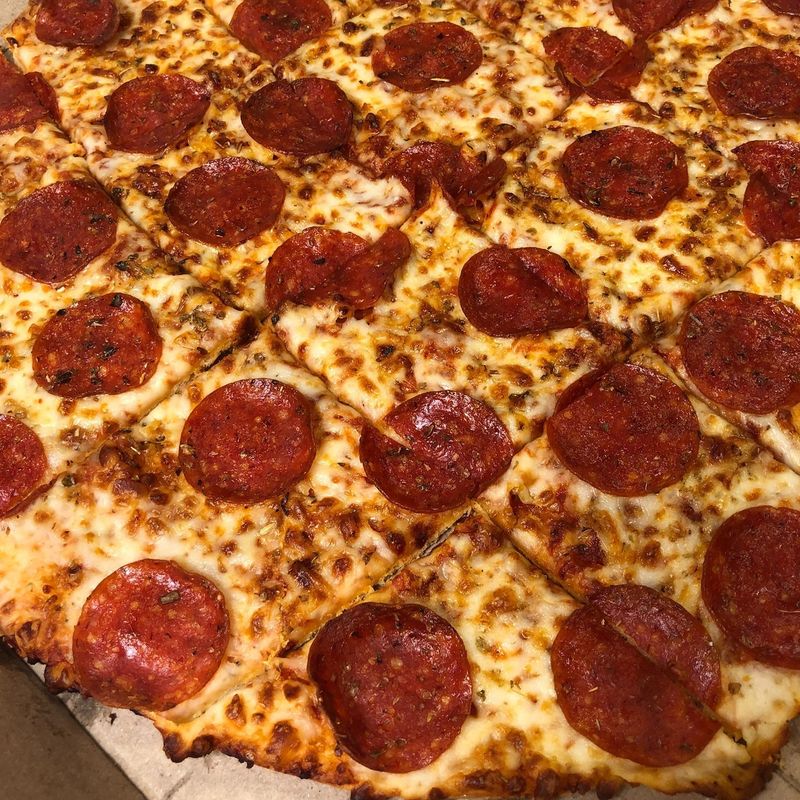 Pepperoni Pizza – Domino’s