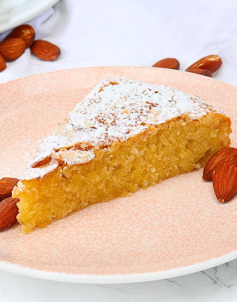 COFFEE: Almond Cake
